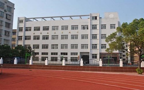 射洪旅游中等職業(yè)技術學校中專什么專業(yè)好?航空服務專業(yè)就業(yè)怎么樣